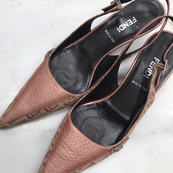 Authentic Fendi Logo Heels - Picture 2 of 6